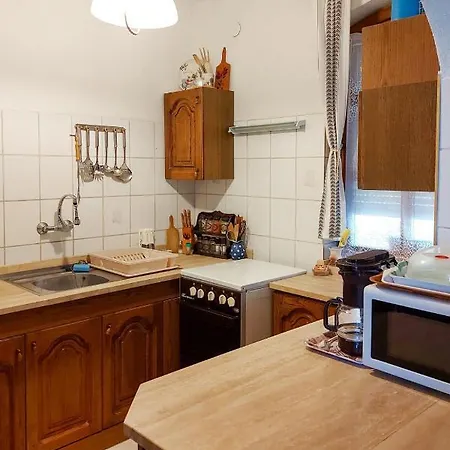 Arvacska By Interhome Balatonmariafurdo
