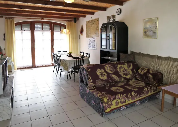 Arvacska By Interhome