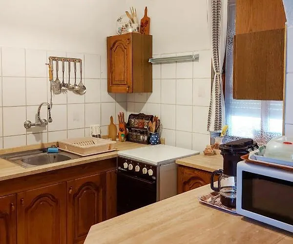 Arvacska By Interhome Balatonmáriafürdő